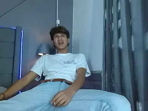 Snapshot of jason_graeats chatting on February 2025 06:24:02 AM jason graeats online show from February 2025 06:24:02 AM