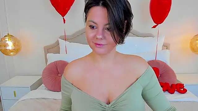 Snapshot of Lady_AliBi chatting on February 2026 07:38:02 AM Lady AliBi online show from February 2026 07:38:02 AM