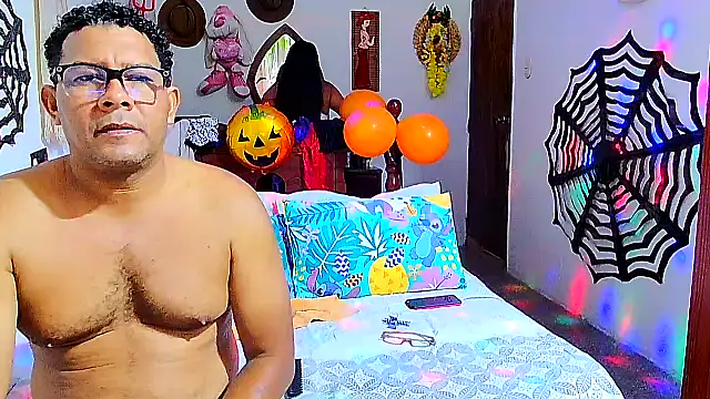 rosi pamela online show from October 2025 06:36:01 PM