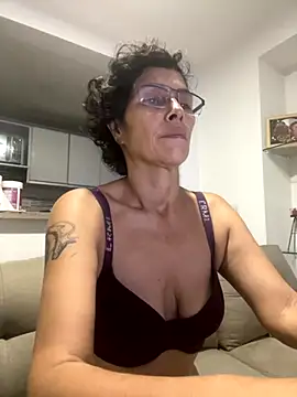 MireyaTorresGu online show from September 2025 10:54:01 PM