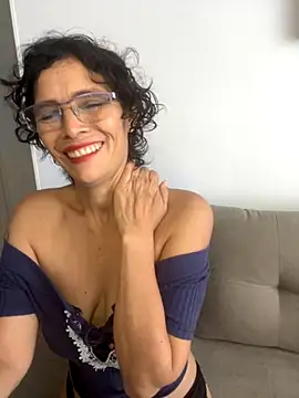 MireyaTorresGu online show from November 2025 02:35:01 PM