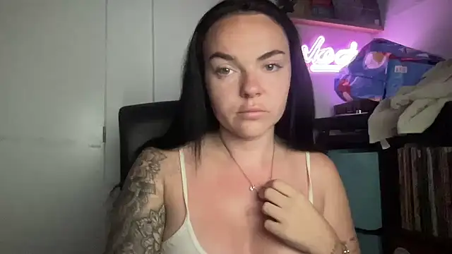 yorkshiregal online show from September 2025 05:39:02 AM