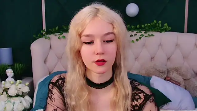 NaomiLoys online show from February 2025 11:16:01 PM