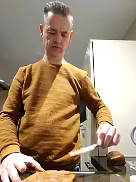 Hectorthyssen1 online show from February 2025 05:41:01 AM