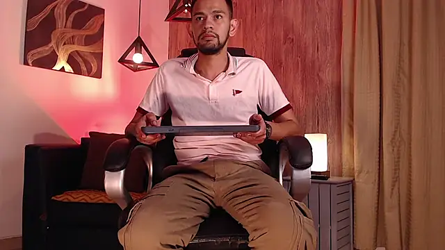 Bedobigcock online show from January 2025 01:37:01 AM