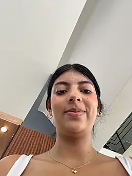 Baby Niels online show from November 2025 03:55:01 PM