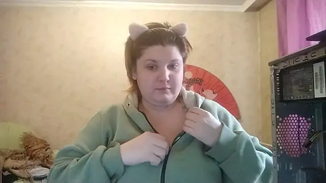 Snapshot of MalloryBartlett chatting on December 2024 06:03:02 AM MalloryBartlett online show from December 2024 06:03:02 AM