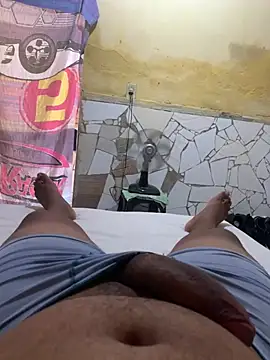 Snapshot of GordoSafadinho chatting on January 2025 12:35:01 PM GordoSafadinho online show from January 2025 12:35:01 PM