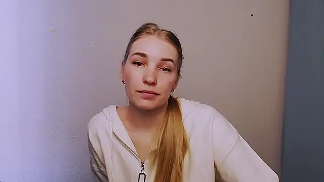 Queen ofLove online show from March 2026 11:38:02 AM