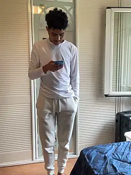 Ryan-hot online show from March 2025 10:08:02 AM