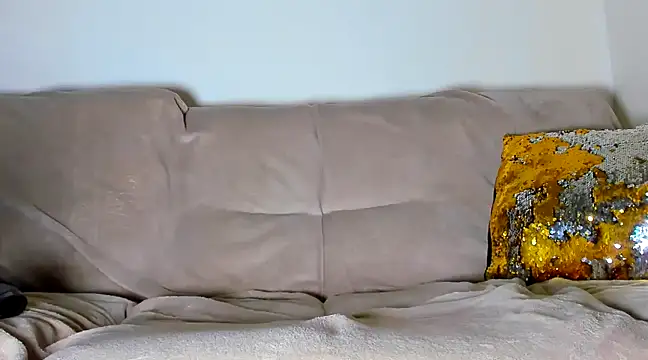 Snapshot of MentoXXL chatting on December 2024 05:13:01 PM MentoXXL online show from December 2024 05:13:01 PM