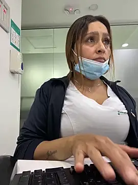 Keittly  online show from December 2024 11:45:02 PM