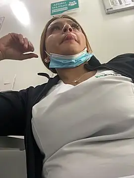 Keittly  online show from January 2025 04:02:02 PM