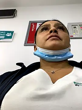 Keittly  online show from October 2025 01:49:02 AM