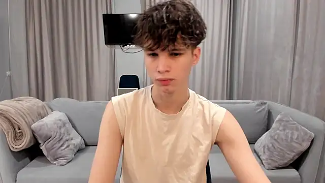 Im Shine Guy online show from December 2024 07:52:02 PM