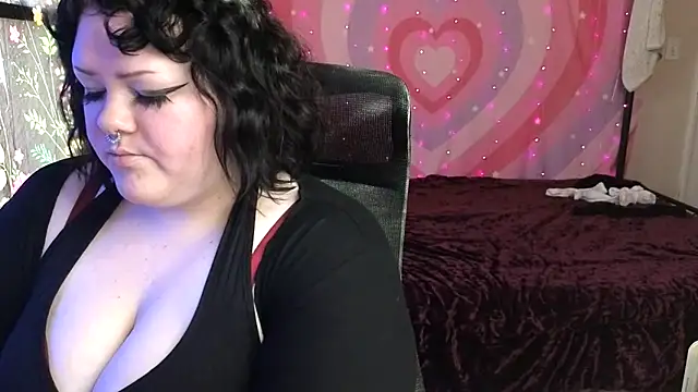 Flamefairy710 online show from January 2025 03:18:02 PM