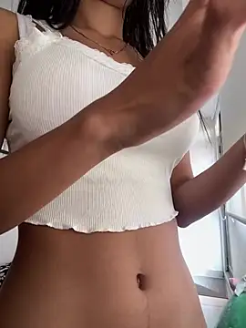 Lolitacooper online show from January 2025 08:00:01 PM