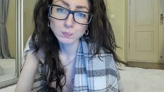 Baby Jewel online show from February 2025 02:19:02 PM