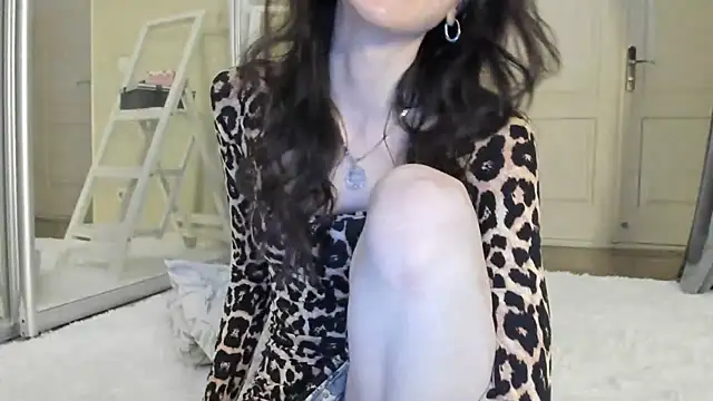 Baby Jewel online show from February 2025 02:14:02 PM