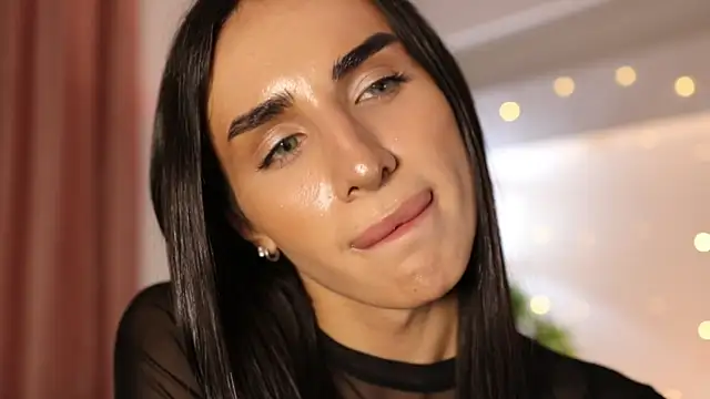 Kim Oberlin  online show from February 2025 01:48:01 PM