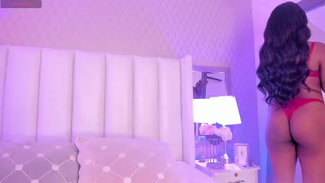 Snapshot of SophiaSmiiths_ chatting on October 2025 07:21:02 PM SophiaSmiiths online show from October 2025 07:21:02 PM