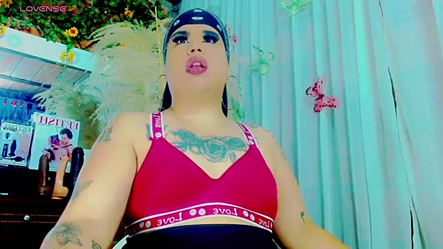 nauthyvalentina online show from April 2026 02:47:02 PM