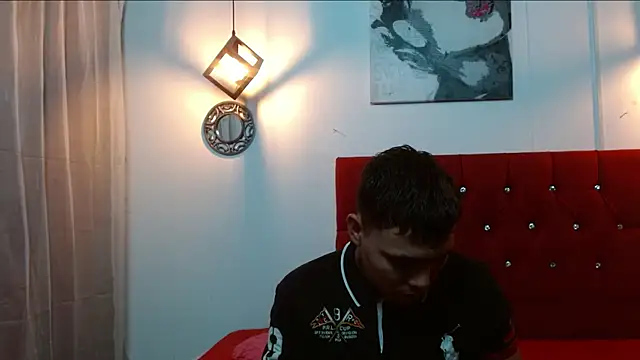 couple lovelyds online show from February 2025 01:53:02 AM