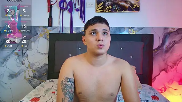 couple lovelyds online show from April 2026 09:12:02 PM