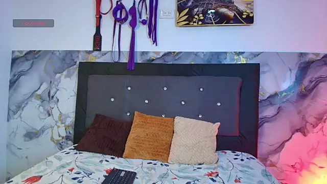 couple lovelyds online show from April 2026 09:08:02 PM