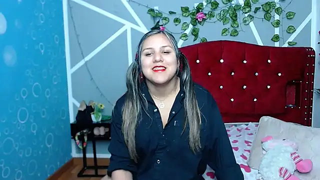 stephanieross202cl online show from January 2025 03:00:02 AM