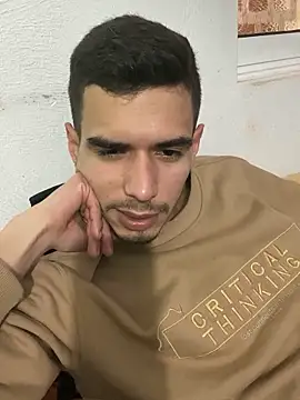 Snapshot of RicarBer chatting on February 2026 09:32:02 PM RicarBer online show from February 2026 09:32:02 PM