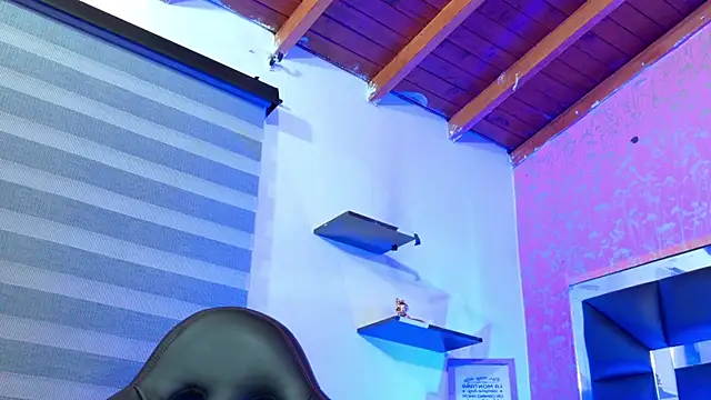 Sofia martiin online show from September 2025 03:10:01 AM