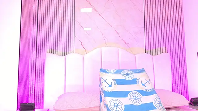 Sofia martiin online show from February 2026 03:12:02 AM