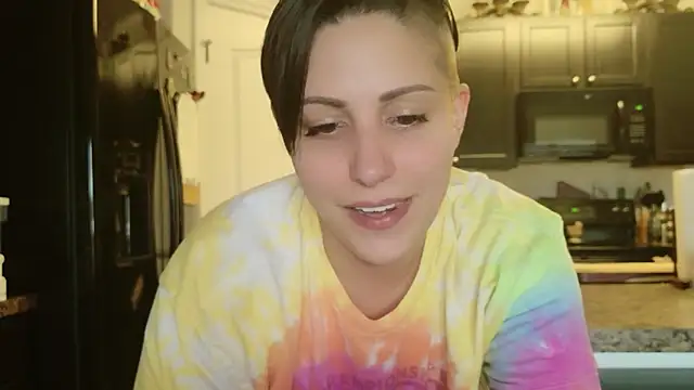 IsabelleRaven online show from April 2026 08:25:02 PM