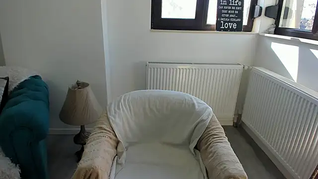 Arya Shinex online show from November 2025 08:37:02 AM