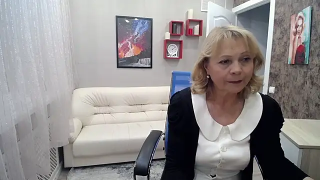 Milla Cutie18 online show from January 2025 08:47:01 AM