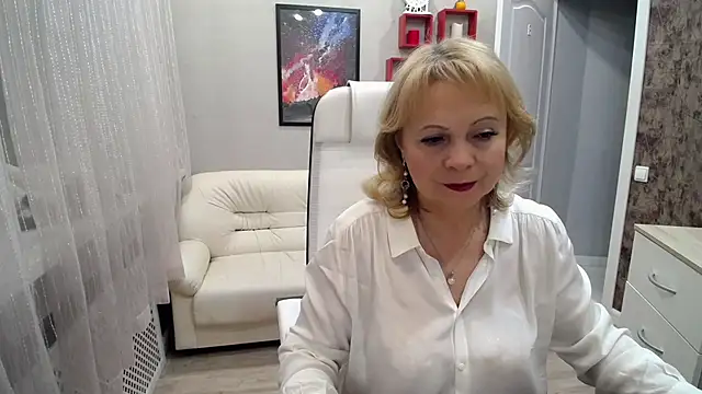 Milla Cutie18 online show from November 2025 05:06:02 AM