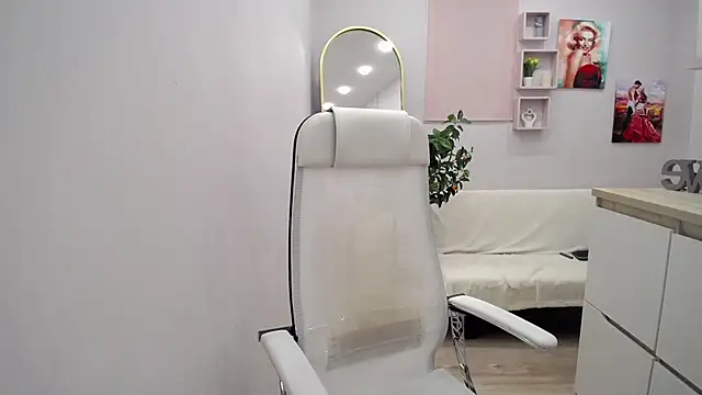 Milla Cutie18 online show from February 2026 05:23:01 AM