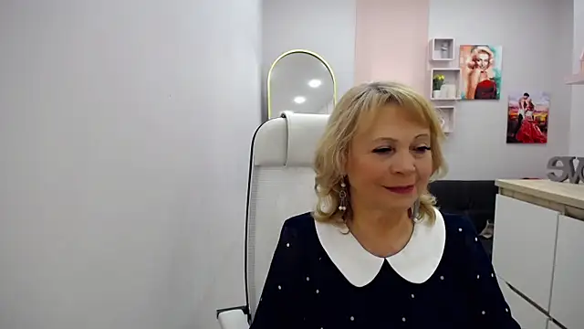 Snapshot of Milla_Cutie18 chatting on April 2026 06:19:01 AM Milla Cutie18 online show from April 2026 06:19:01 AM