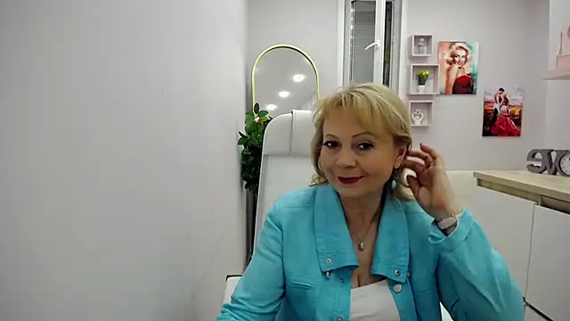 Snapshot of Milla_Cutie18 chatting on May 2026 04:41:02 AM Milla Cutie18 online show from May 2026 04:41:02 AM