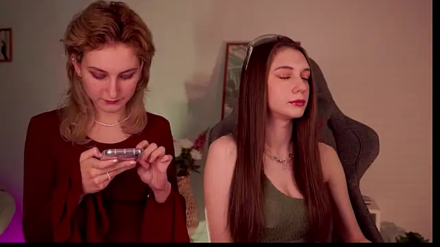 AveAngela online show from January 2025 05:47:02 PM