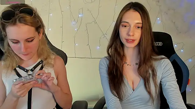 AveAngela online show from January 2025 09:23:02 PM