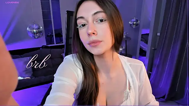 AveAngela online show from December 2025 02:29:01 AM