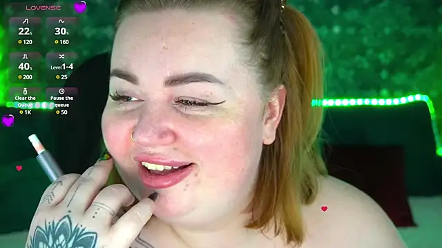 ZaraReignn online show from December 2024 10:15:01 PM