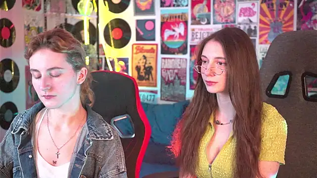 LuxRayi online show from January 2025 06:17:01 PM