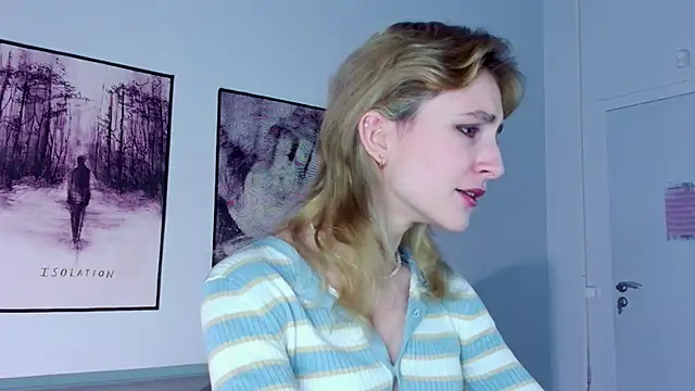 LuxRayi online show from January 2025 03:05:02 PM