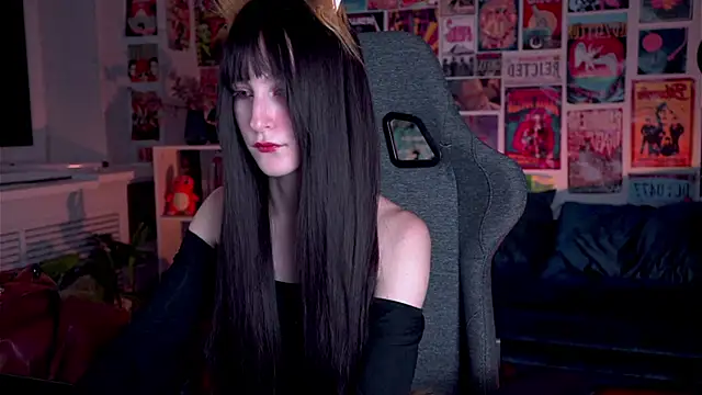 LuxRayi online show from February 2025 03:07:01 PM