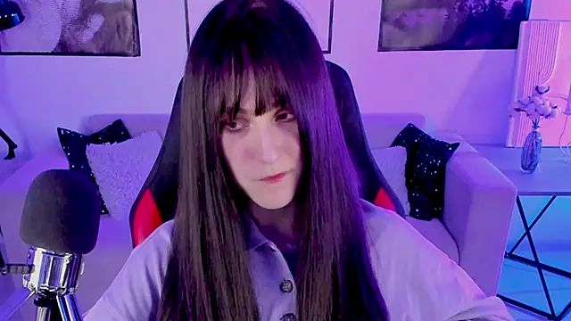 LuxRayi online show from February 2025 06:44:01 PM