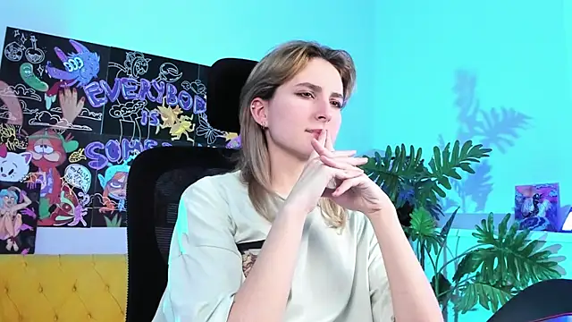 LuxRayi online show from February 2025 03:21:01 AM