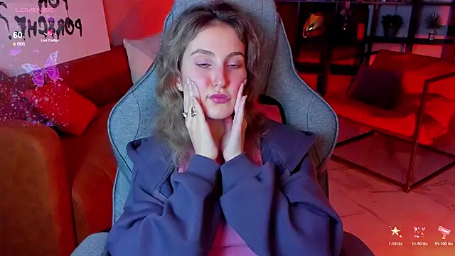 LuxRayi online show from October 2025 08:53:02 PM